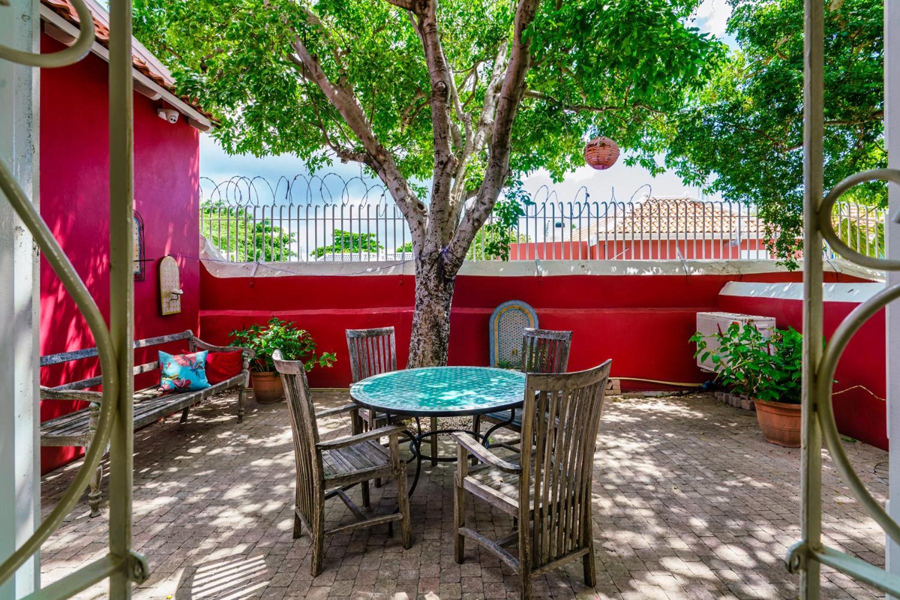 Villa Tokara Boutique Hotel Виллемстад Экстерьер фото